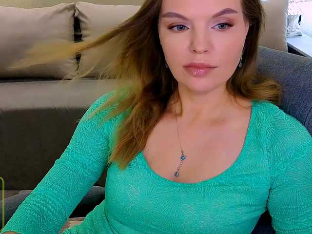  AureliaFly chat room