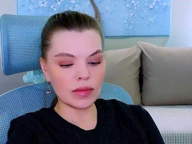 AureliaFly's BongaCams show and profile