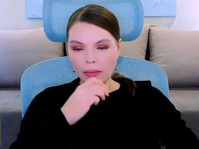 AureliaFly's BongaCams show and profile