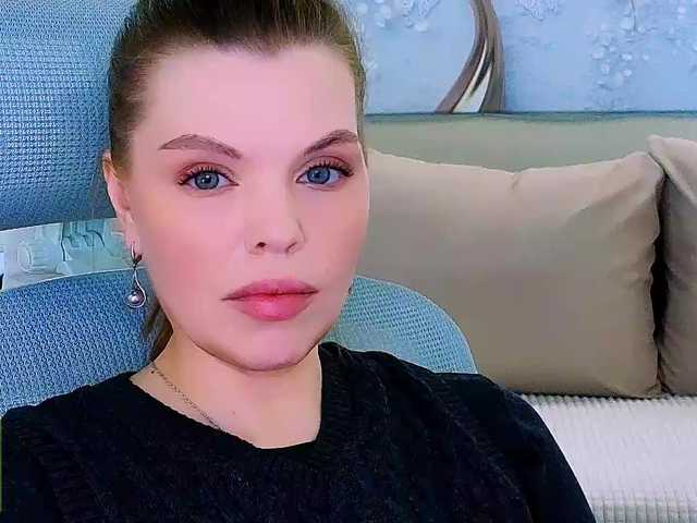 AureliaFly's BongaCams show and profile