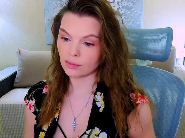 AureliaFly's BongaCams show and profile