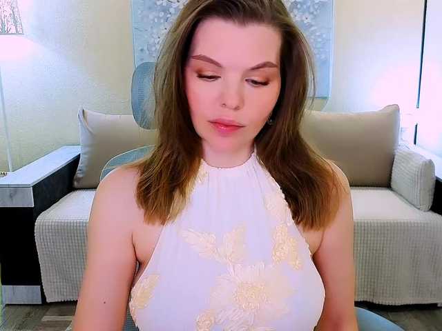 AureliaFly's BongaCams show and profile