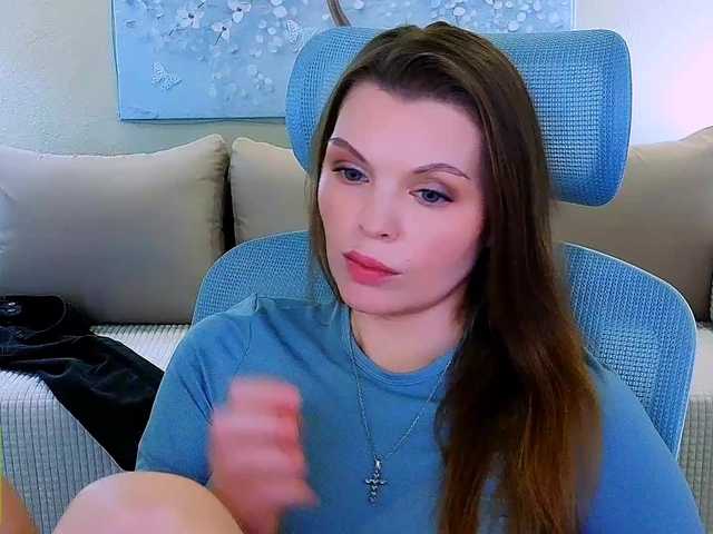 AureliaFly's BongaCams show and profile