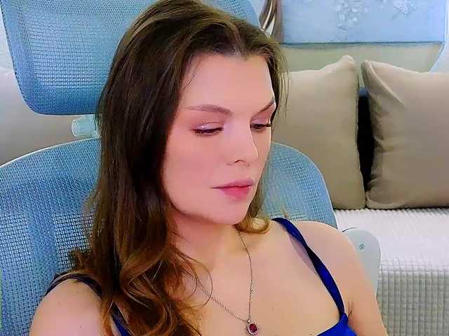 AureliaFly's BongaCams show and profile