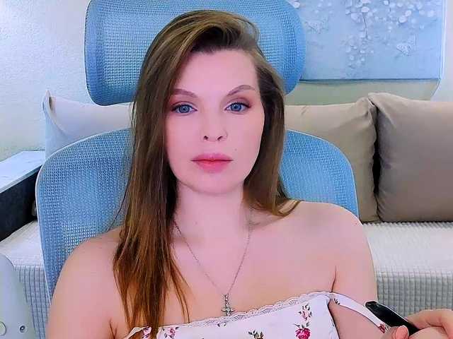 AureliaFly's BongaCams show and profile