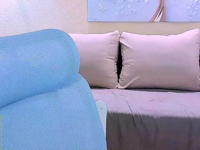 AureliaFly's BongaCams show and profile