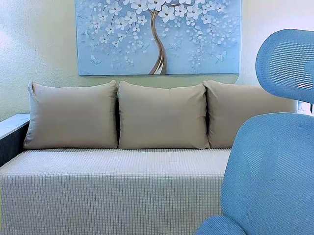 AureliaFly's BongaCams show and profile