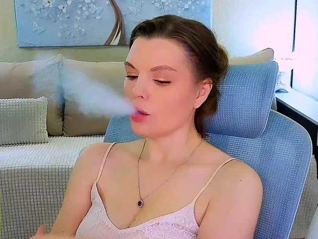 AureliaFly's BongaCams show and profile