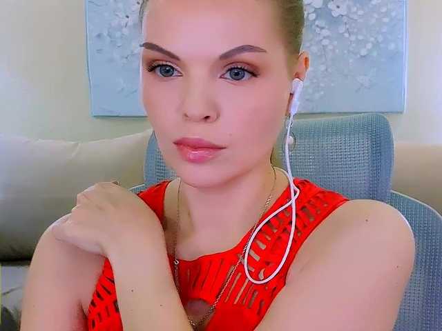 AureliaFly's BongaCams show and profile