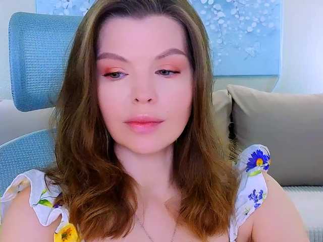 AureliaFly's BongaCams show and profile