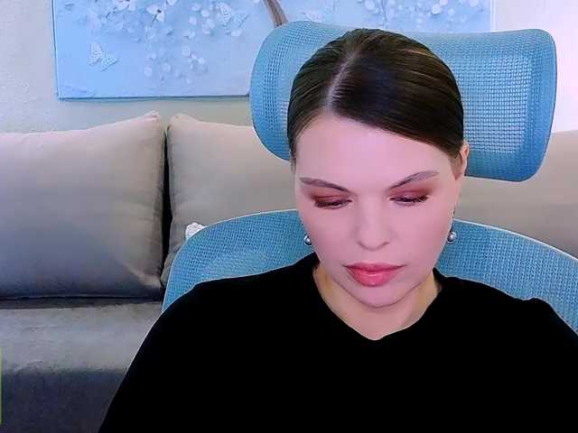 AureliaFly's BongaCams show and profile