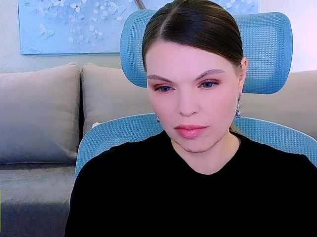 AureliaFly's BongaCams show and profile