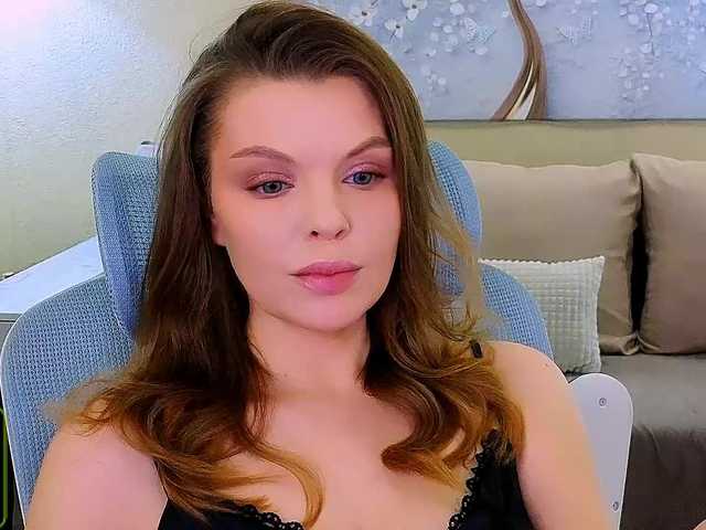 AureliaFly's BongaCams show and profile