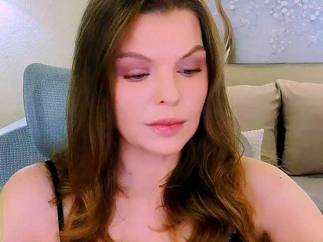 AureliaFly's BongaCams show and profile