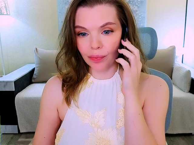 AureliaFly's BongaCams show and profile