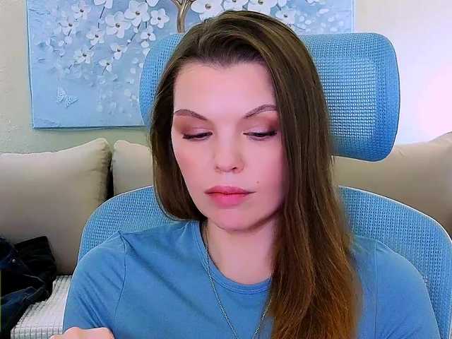 AureliaFly's BongaCams show and profile