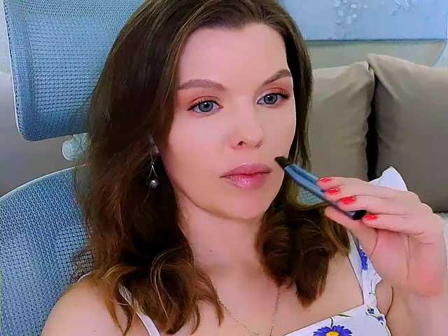 AureliaFly's BongaCams show and profile