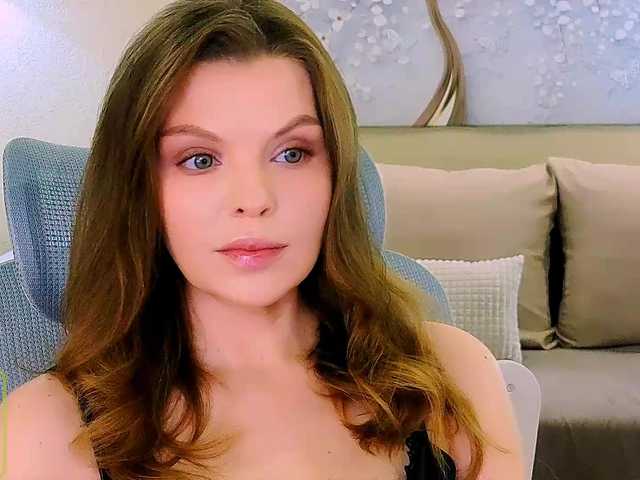 AureliaFly live cam