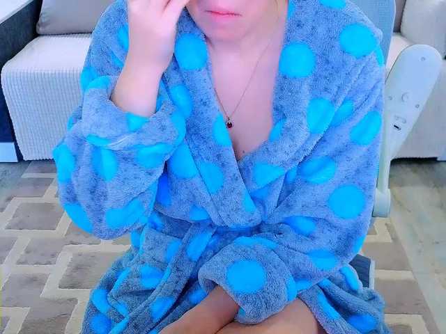 AureliaFly's BongaCams show and profile