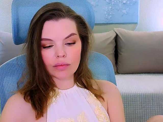 AureliaFly's BongaCams show and profile