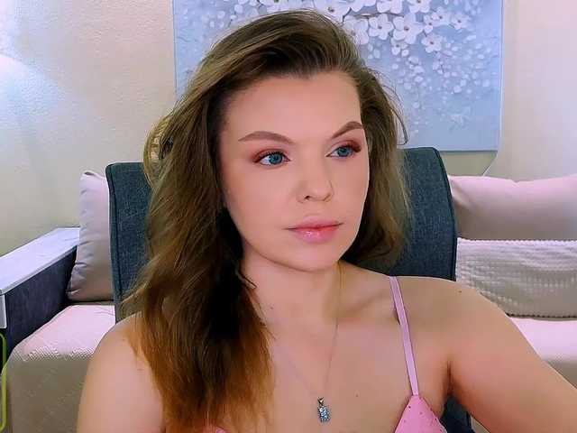 AureliaFly's BongaCams show and profile