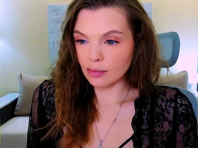 AureliaFly's BongaCams show and profile