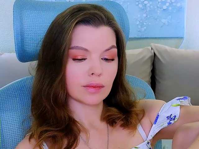 AureliaFly's BongaCams show and profile