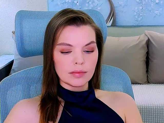 AureliaFly's BongaCams show and profile