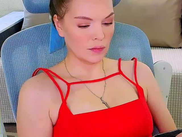 AureliaFly's BongaCams show and profile