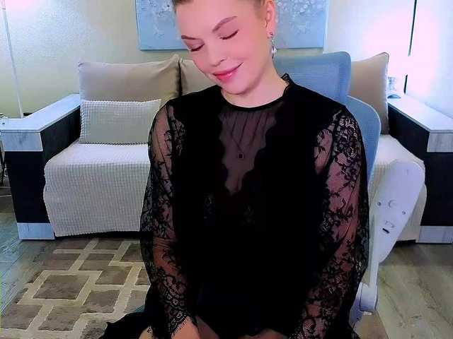 AureliaFly's BongaCams show and profile