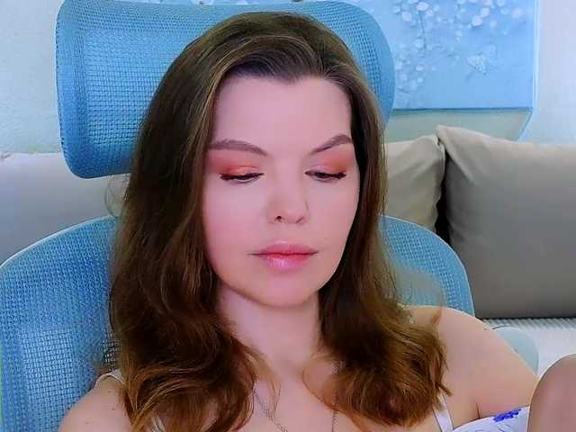 AureliaFly's BongaCams show and profile