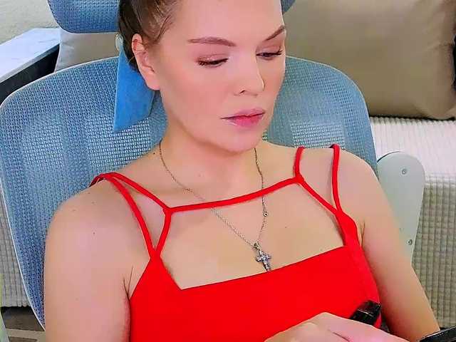 AureliaFly's BongaCams show and profile