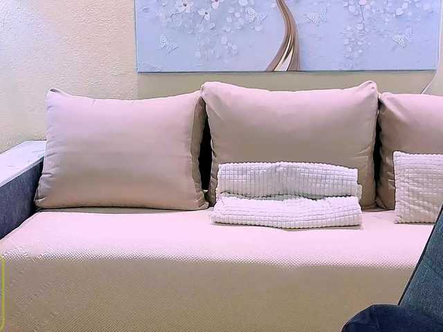 AureliaFly's BongaCams show and profile