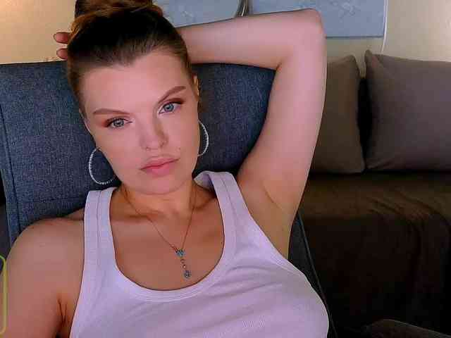 Audreyy webcam