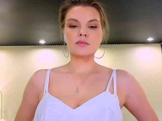 webcam model AureliaFly
