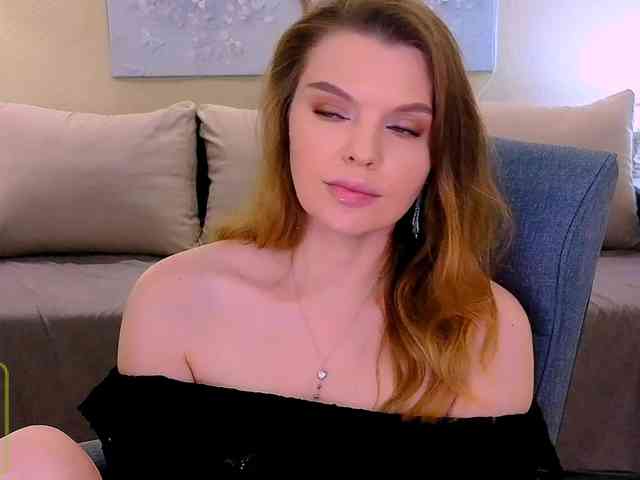 Audreyy webcam