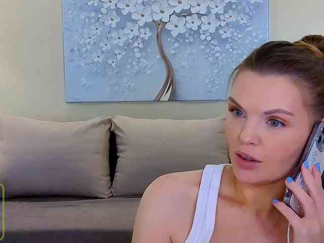 Audreyy webcam