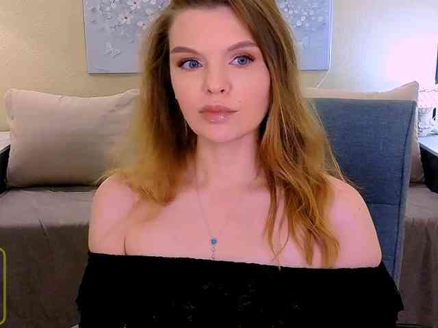 Audreyy webcam