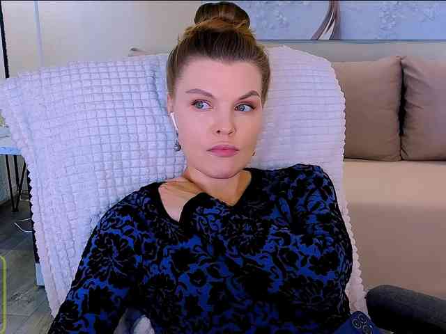 Audreyy webcam