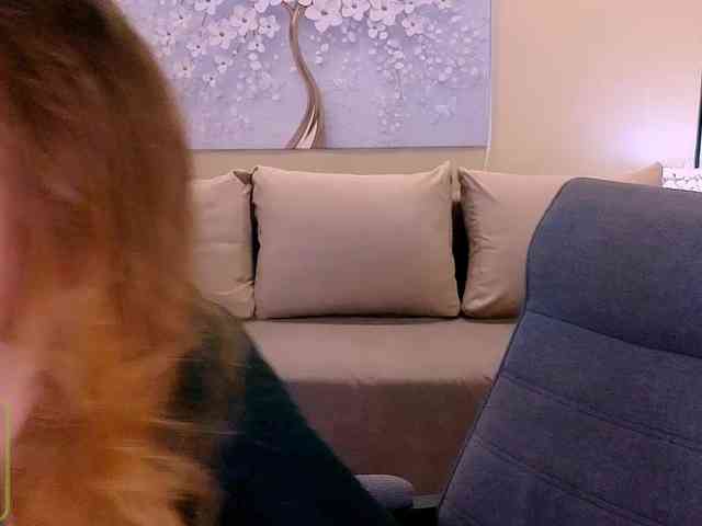 Audreyy webcam