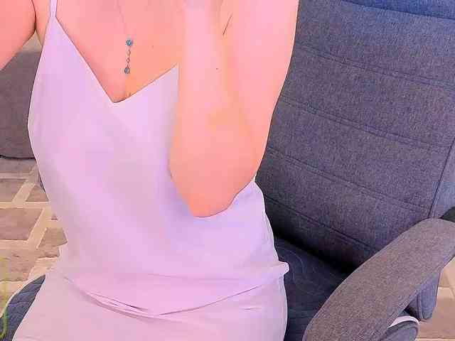 chatting live AureliaFly