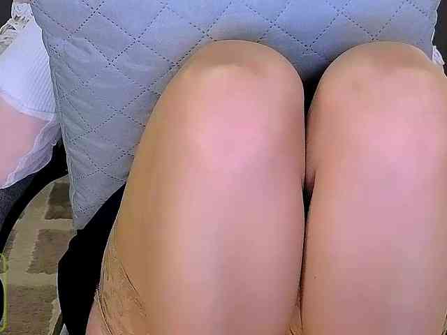 Audreyy webcam