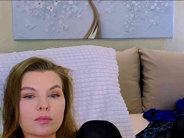 Audreyy webcam