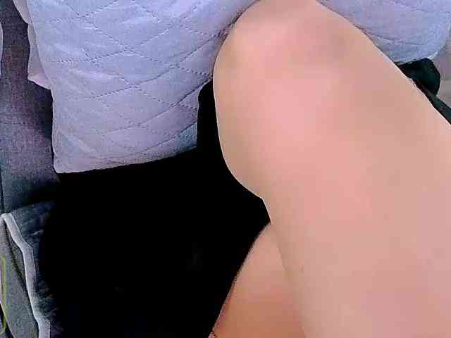 Audreyy webcam
