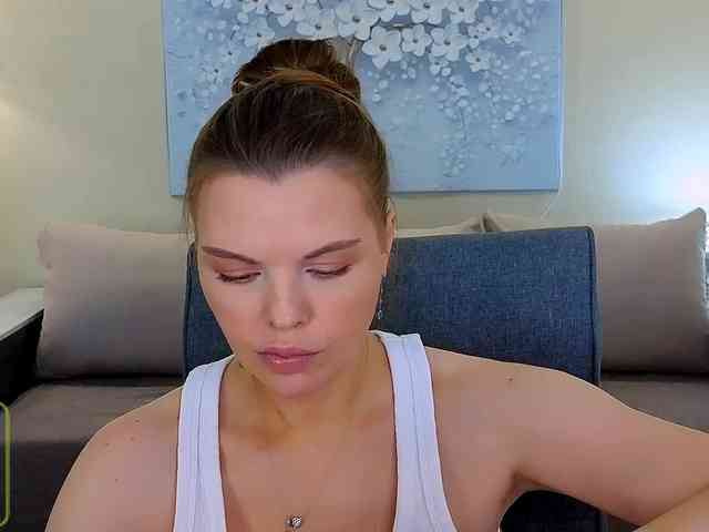 Audreyy webcam