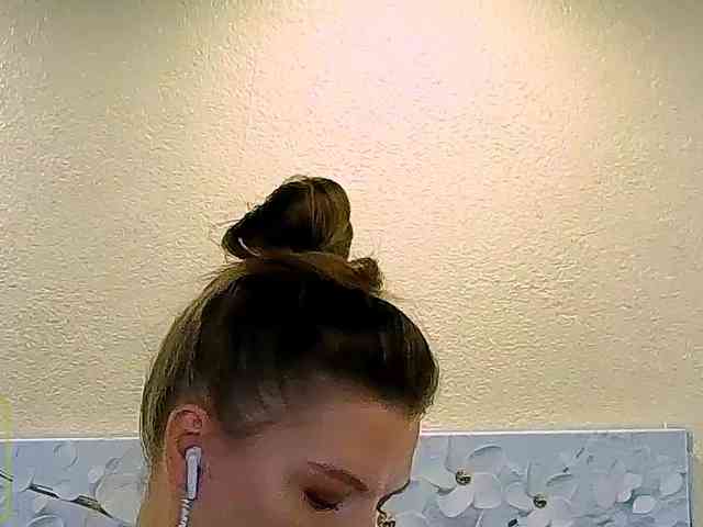 Audreyy webcam