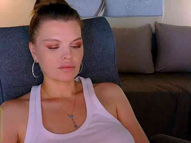 Audreyy webcam