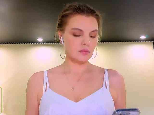 Margo__ webcam