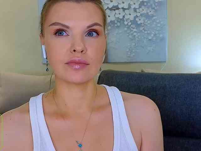 Audreyy webcam