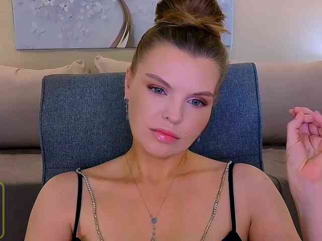 Audreyy webcam